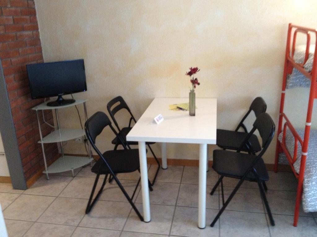 Residence Tell Chiasso Pokoj fotografie